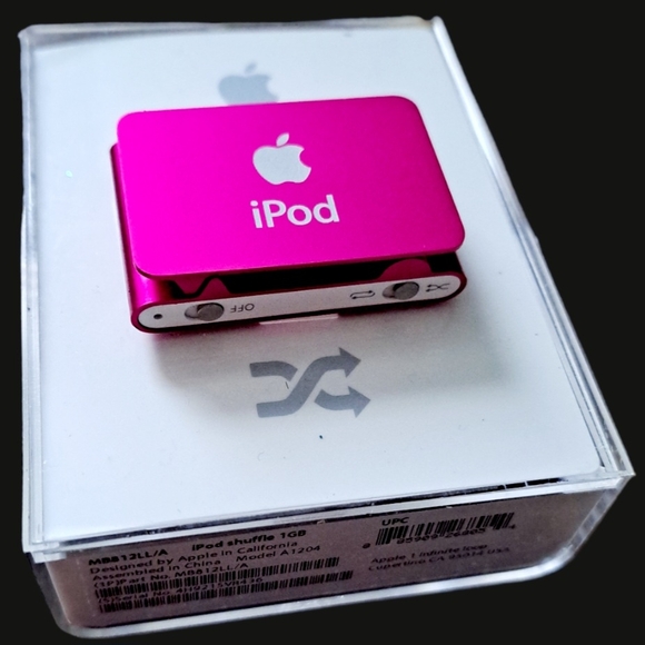 Apple iPod Shuffle 1GB - Pink - Picture 7 of 7